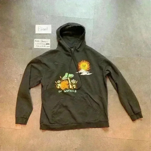 PACSUN Graphic Hoodie Size Small Like New - Picture 1 of 2